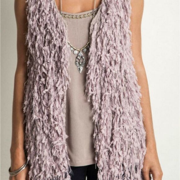 UMGEE Shaggy Sleeveless Vest - Picture 8 of 10